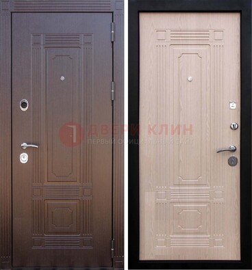 Коричневая входная дверь с МДФ ДМ-173 для кирпичного дома в Рузе