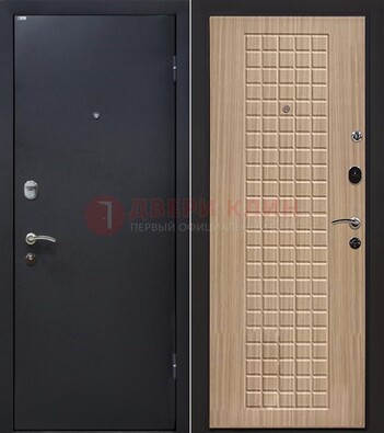 Черная металлическая дверь с порошковым покрытием ДП-157 в Рузе