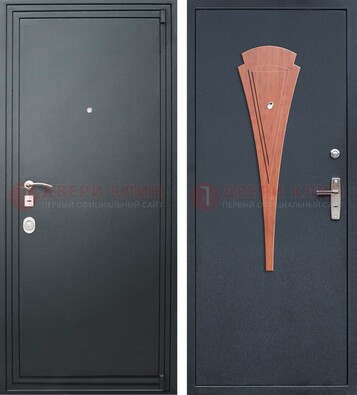 Черная железная дверь с порошковым покрытием и накладкой МДФ внутри ДП-245 в Рузе