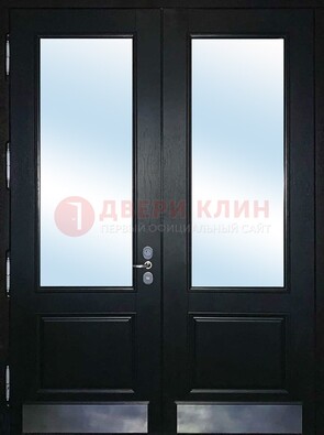 Черная двухстворчатая металлическая дверь со стеклом ДС-25 в Рузе