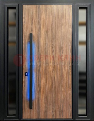 Коричневая металлическая дверь со стеклом ДС-69 в Рузе