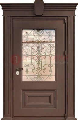 Металлическая дверь со стеклом и ковкой в классическом стиле ДСК-185 в Рузе