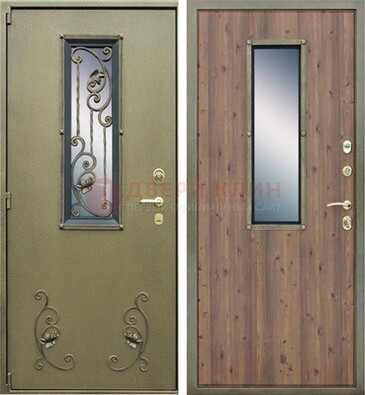 Офисная железная дверь со стеклом и ковкой ДСК-44 в Рузе