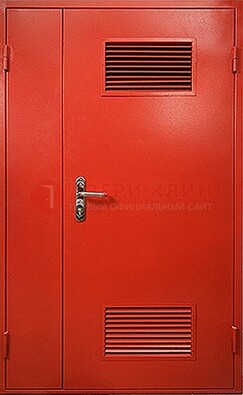 Красная железная техническая дверь с вентиляционными решетками ДТ-4 в Рузе