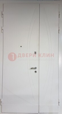 Белая тамбурная дверь ДТМ-31 в Рузе