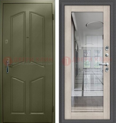 Зеленая стальная дверь с МДФ панелями и зеркалом ДЗ-137 в Рузе